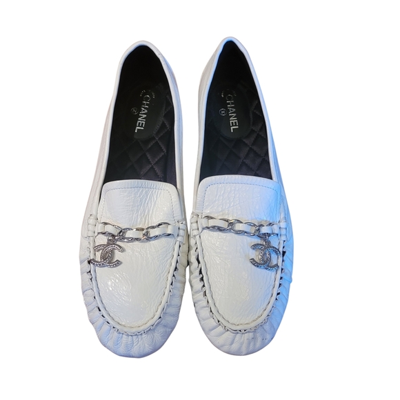 Authentic Chanel Moccasins Women's Loafers Size 38.5 White Leather - Picture 2 of 14